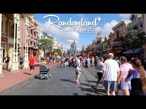 Disney World's new Muppet show! Indoor small world & lots of rain