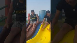 Rahasia Yang Semua Orang Tau Ketika Dikolam Renang, Pake Semvak Biar Kebut