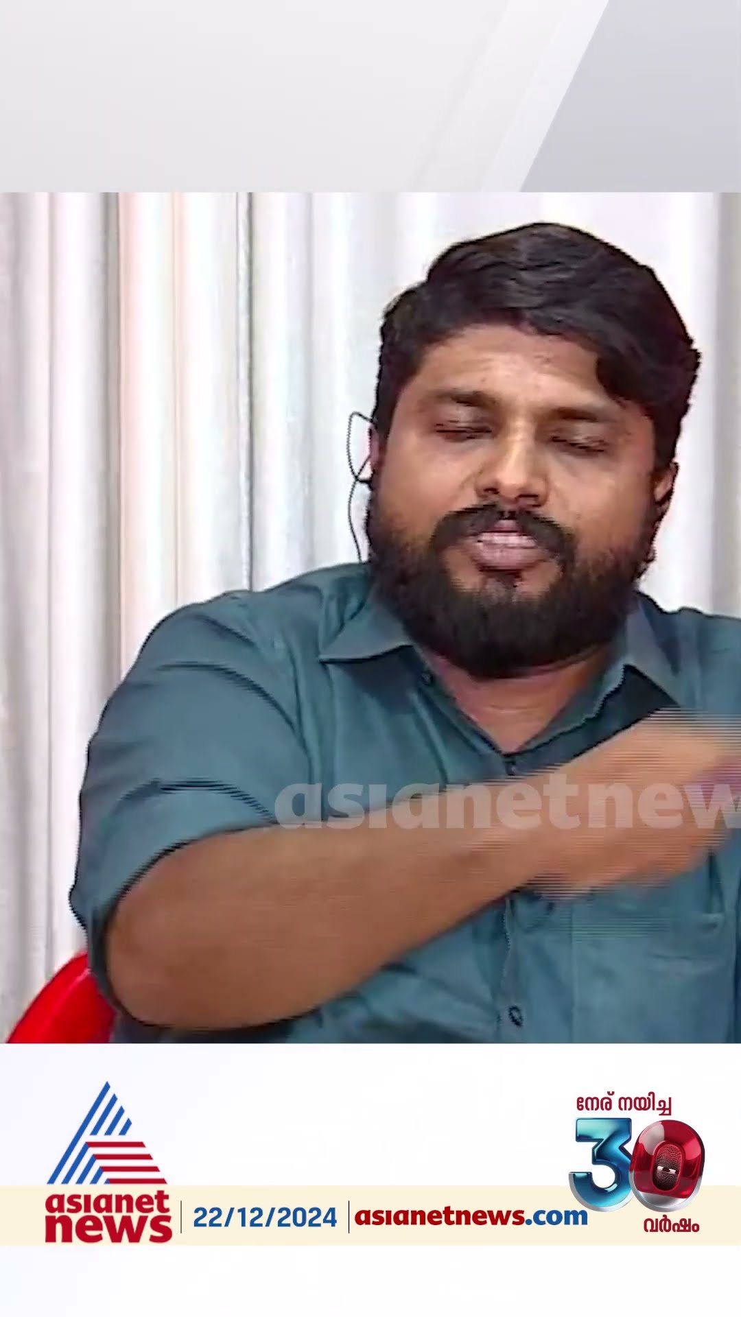 'ഭൂരിപക്ഷ വർഗീയതക്ക് ഒപ്പം ന്യൂനപക്ഷ വർഗീയതയും ചൂണ്ടിക്കാണിച്ച് പോയില്ലെങ്കിൽ അത് തെറ്റല്ലേ ?'