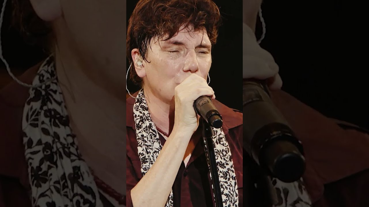 Mr. Big - Eric Martin showing you how it's done!🙌 - YouTube