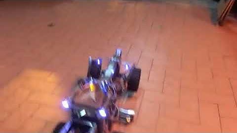 RC Motor Grader - smooth movement of hydraulic system - video 4