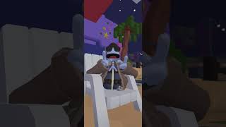 What’s the difference between the lightning hammer and the boomerang #yeeps #vr #vr #shorts #edit