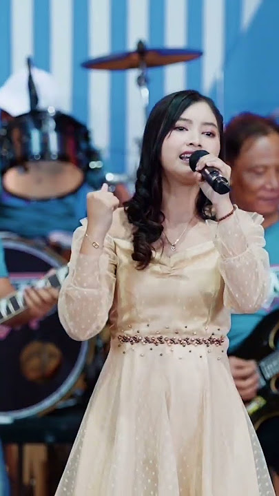 Download lagu Cantika Davinca - Terhanyut Dalam Kemesraan