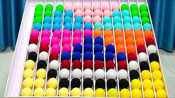 Easy game sorting colorball puzzle