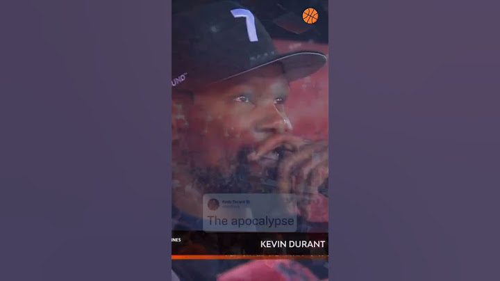 Kevin Durant shocked 😲 by the fans in Olympiacos.