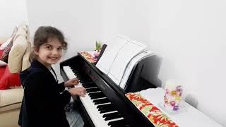 معزوفة سريعة على البيانو قبل النوم مع ميريلا 🎼 screenshot 3