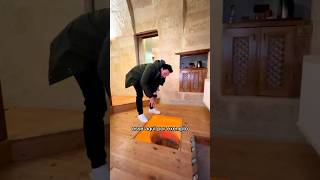 Como É Se Hospedar Em Um Hotel Caverna?