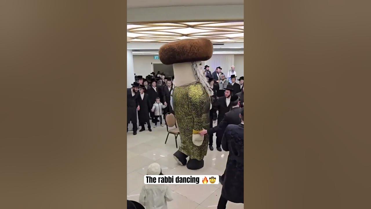 The rabbi dancing π₯π€ #shabbat #shalom #rabbi The rabbi dancing π₯π€ #shabbat #shalom #rabbi