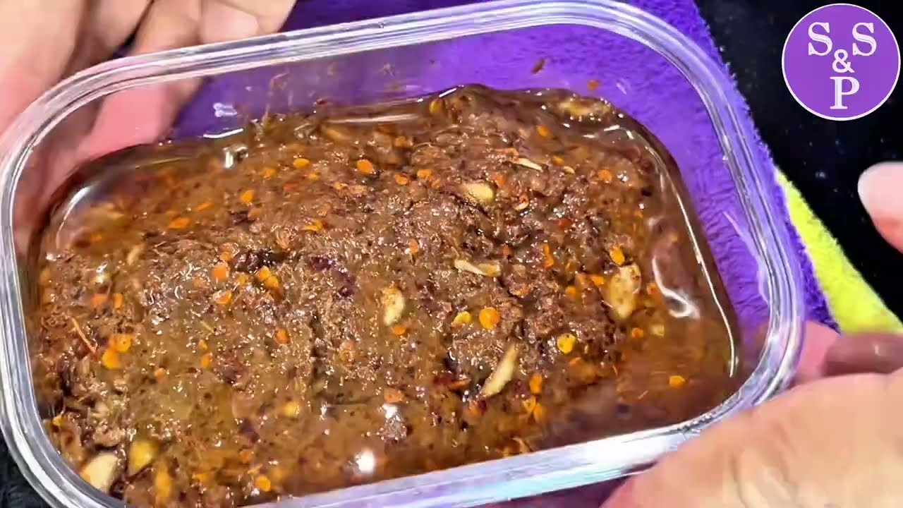 စပ်စပ်မွှေးမွှေး လျှာလည် ငပိထောင်းလေး Pounding shrimp paste Burmese’s Style