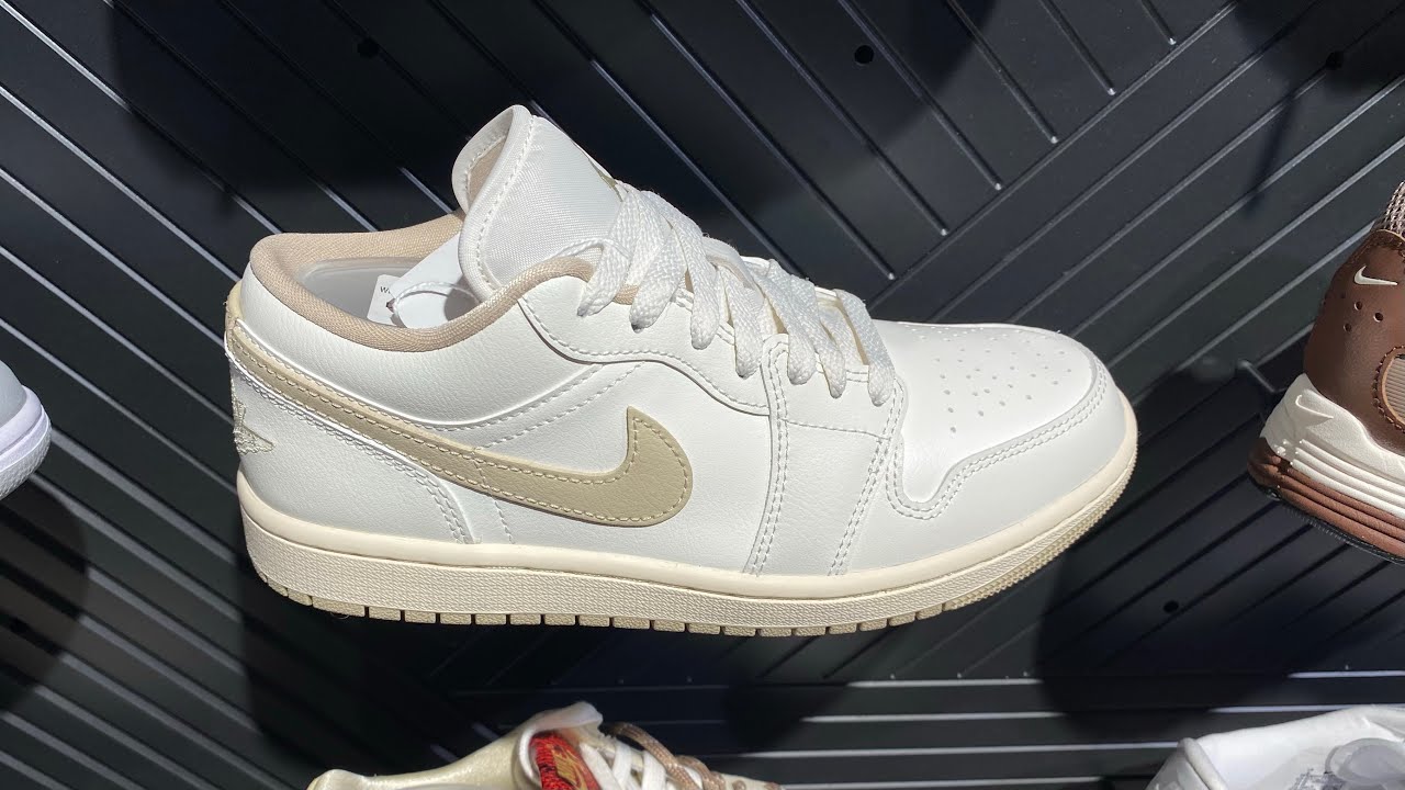 国内配送 NIKE W AIR JORDAN 1 LOW SAIL/RATTAN-PALE IVORY Air Jordan 1 Low (Sail/ Pale Ivory/ Rattan) - Style Code