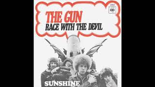 The Gun - Race With The Devil - YouTube