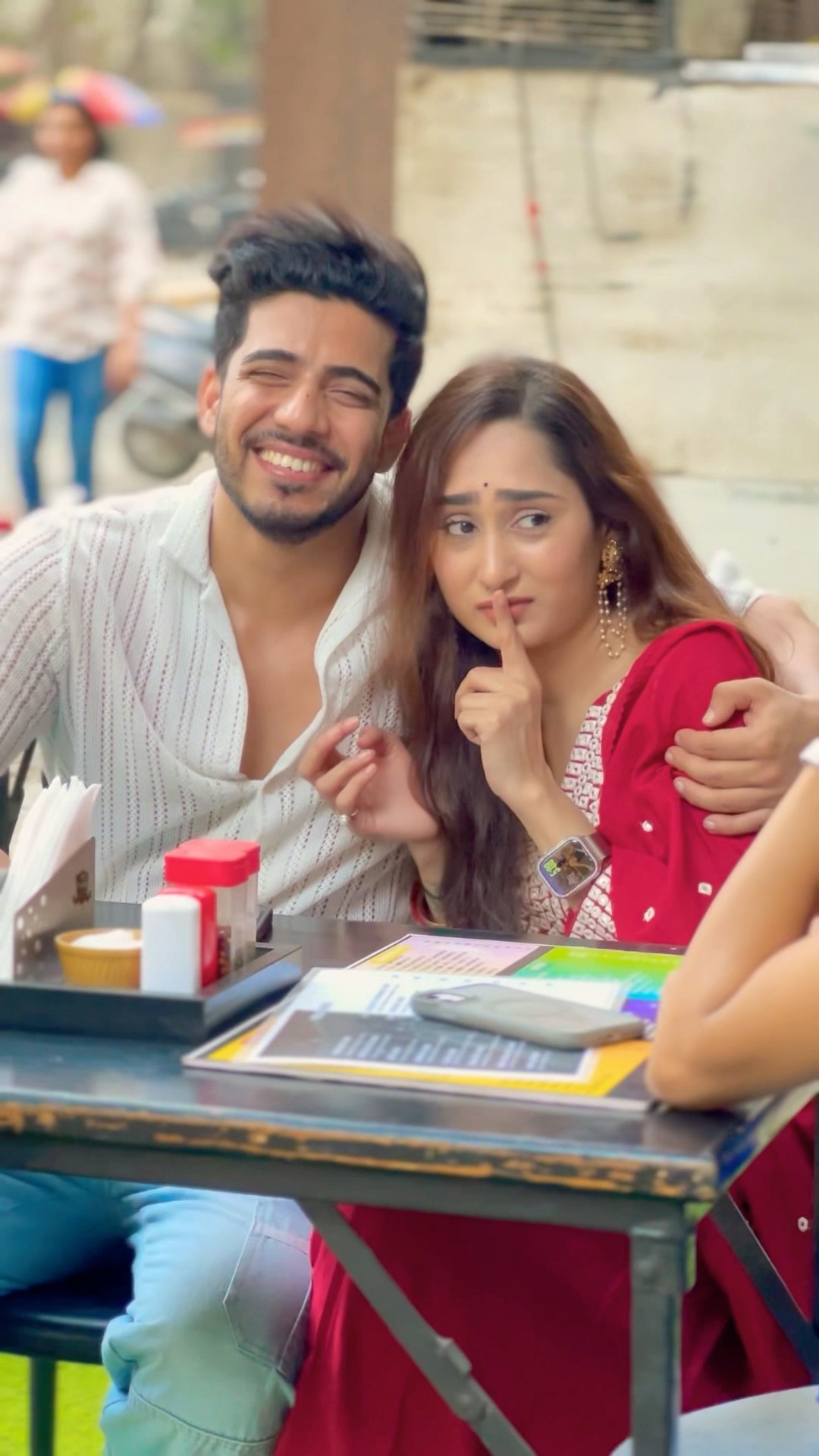 Kon kehta hai ladkiya loyal nahi hoti ? | oh bhai maro mujhe maro ? #funny  #comedy  #shorts