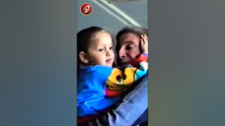 جميلة عوض مع جدها محمد عوض في طفولتها 🥰
