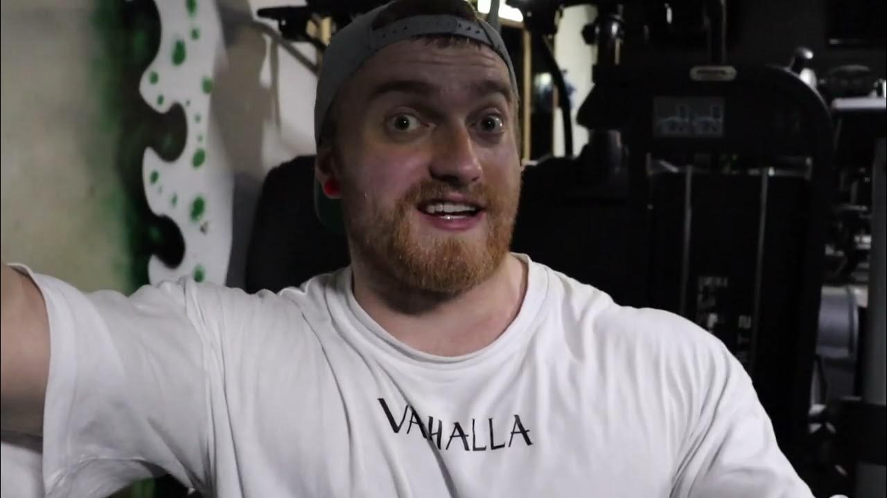 The Build 8 22' Off Szn Big Leg Day YouTube