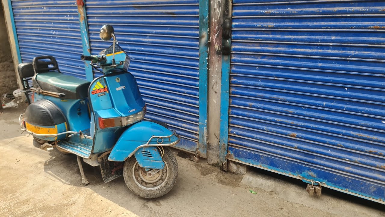 সুলভ মূল্যে স্কুটার বাজার। LML vespa select 2/ 01932776684
