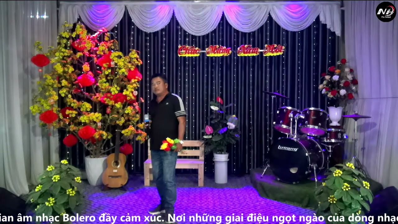 HAI MÁI NHÀ TRANH // ANH DŨNG // CLB NGUYỄN HUY