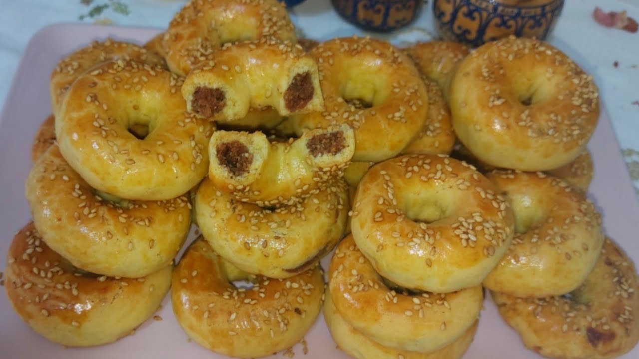 كعك التمر او بسكويت التمر بأسهل وأنجح طريقة يذوب في الفم