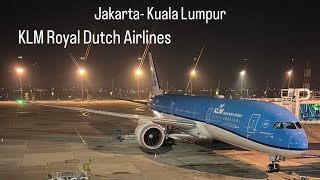 KLM Royal Dutch Airlines - Jakarta to Kuala Lumpur | Boeing 787 -Flight KL810 (Cheaper then Airasia)