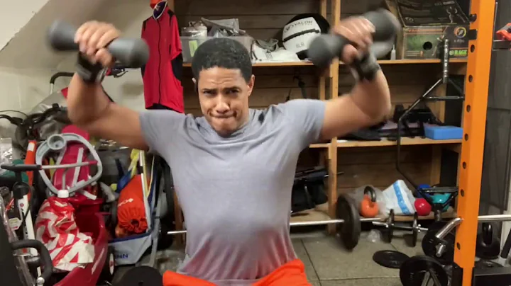 Shoulders Traps Delts super sets