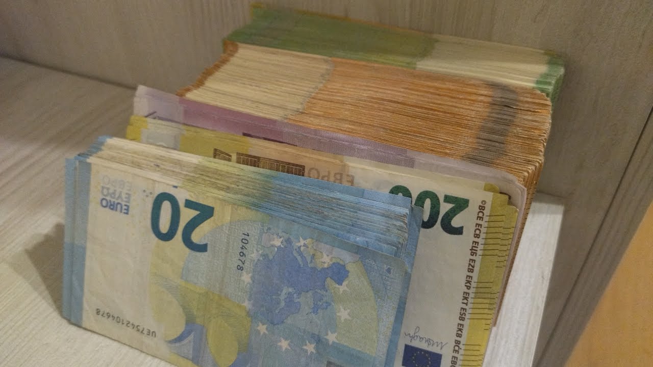 COUNTING 60 000 EURO !!! - YouTube