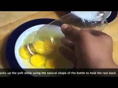 Separating egg yolks *like a boss* - YouTube