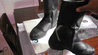 BMW Pro Touring 2 Boots - YouTube
