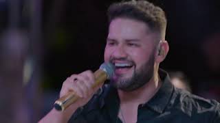 Jonathan Silva - Beija, Bebe Mas Não Liga Clipe Oficial