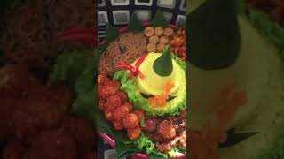 Tumpeng Nasi Kuning Ayam Bakar