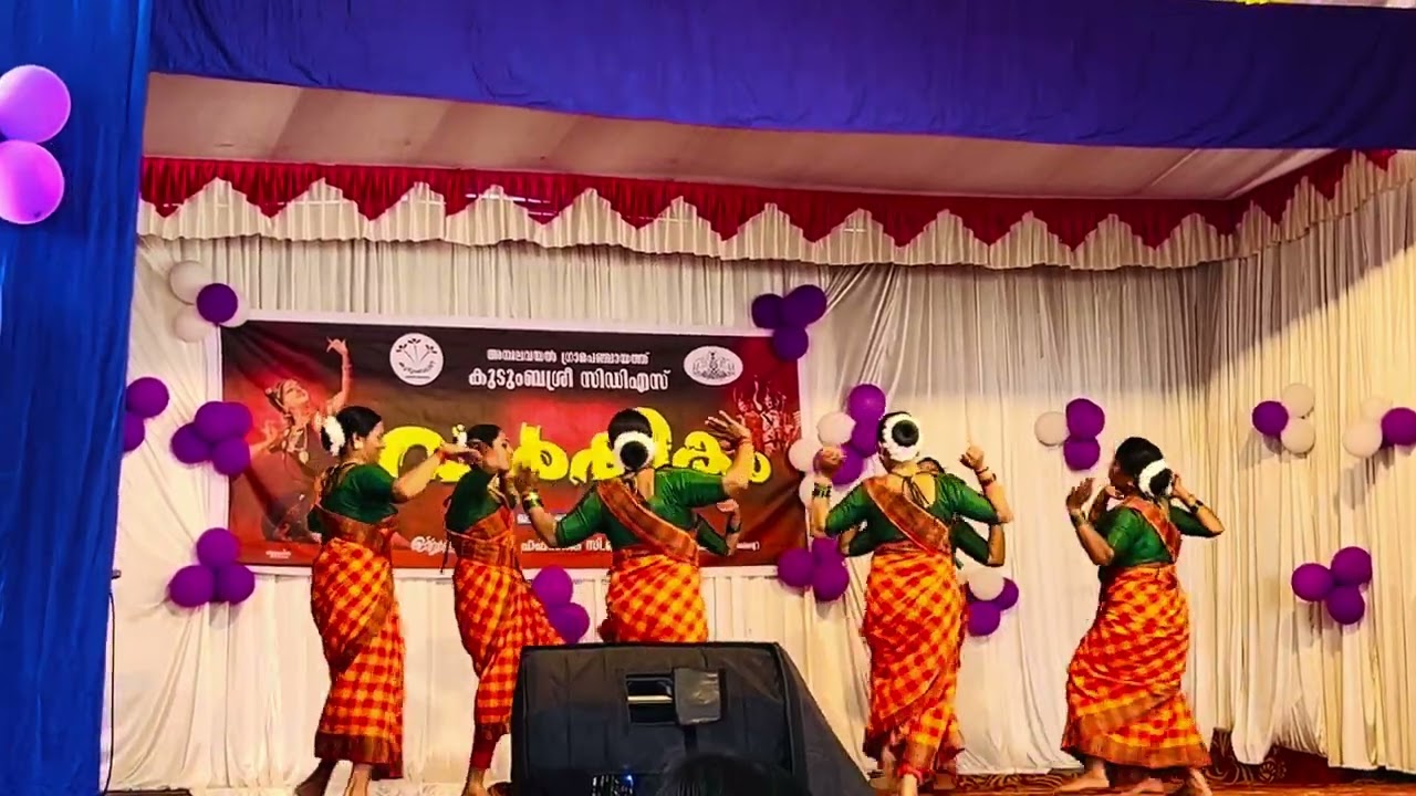 കൈകൊട്ടിക്കളി 💫Ambalappuzhakadavilvecho#kaikottikali#youtubevideo#longvideo#nadanpattu#trendingsong