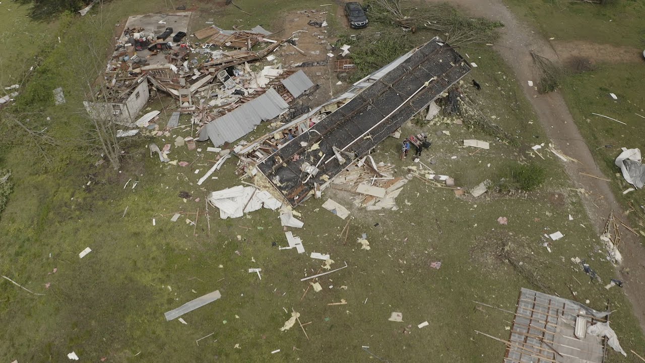 Severe weather damage in Carbon Hill, Alabama YouTube