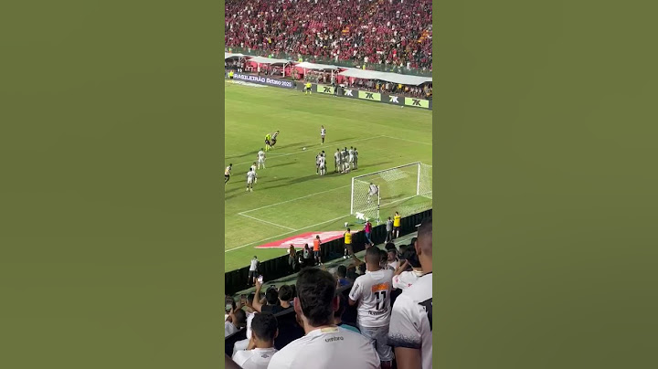 Cobrança de falta do Neymar no ângulo. Vitória x Santos, direto da arquibancada!