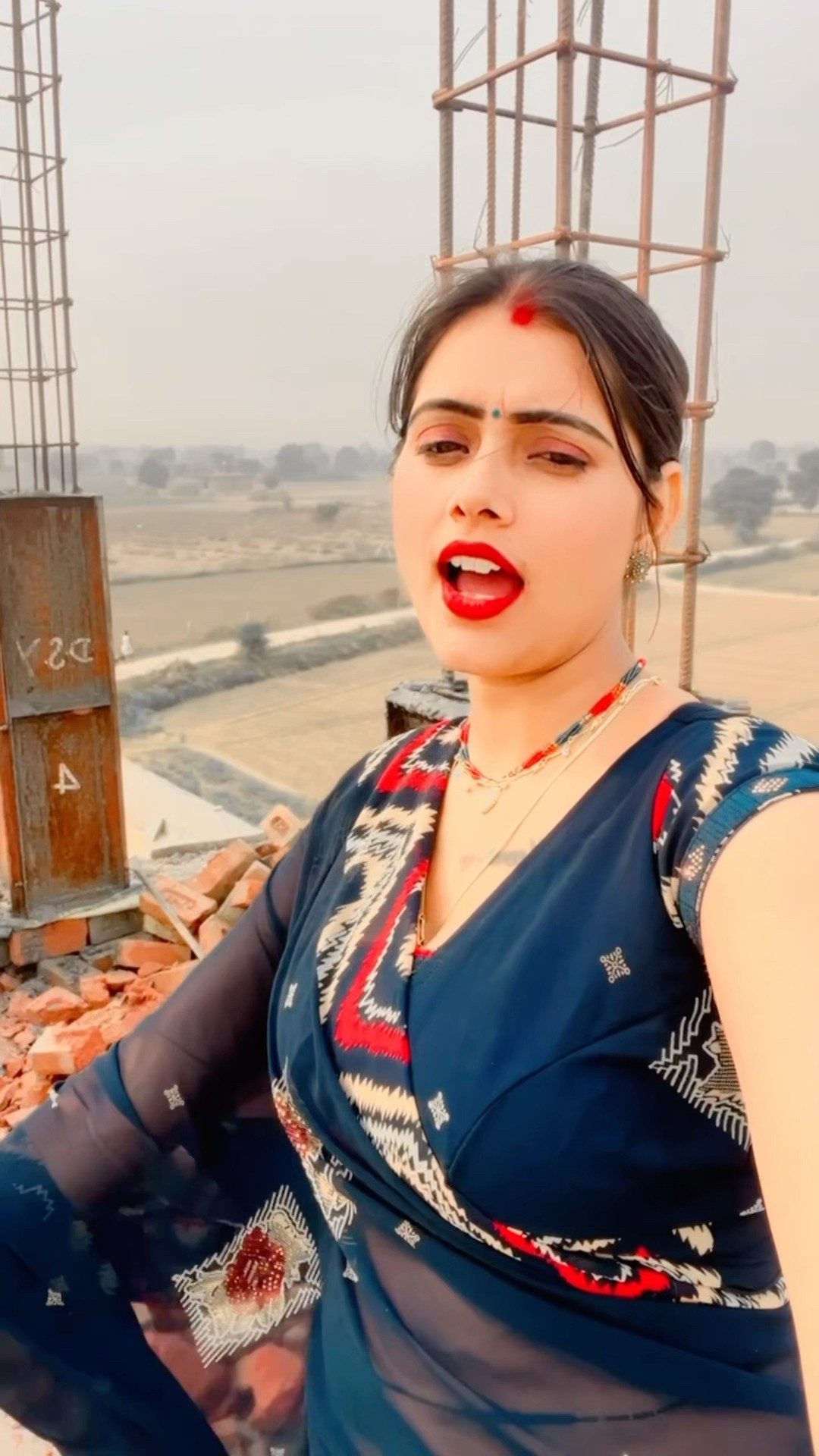I love you ?  मुझे तुमसे प्यार ? #shorts #meenu #trending #youtube