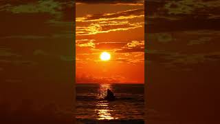 The Perfect End to the Day #peaceful #sunset #peacefulwaves #nature #lovesunsets #seasunset