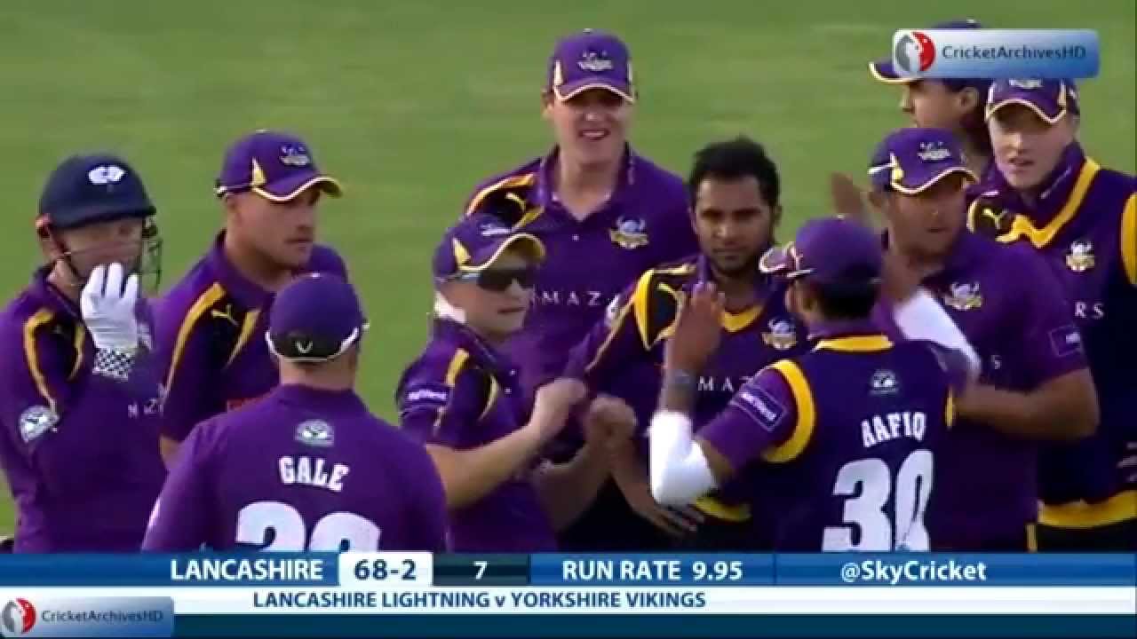 Best two catches ever in cricket history