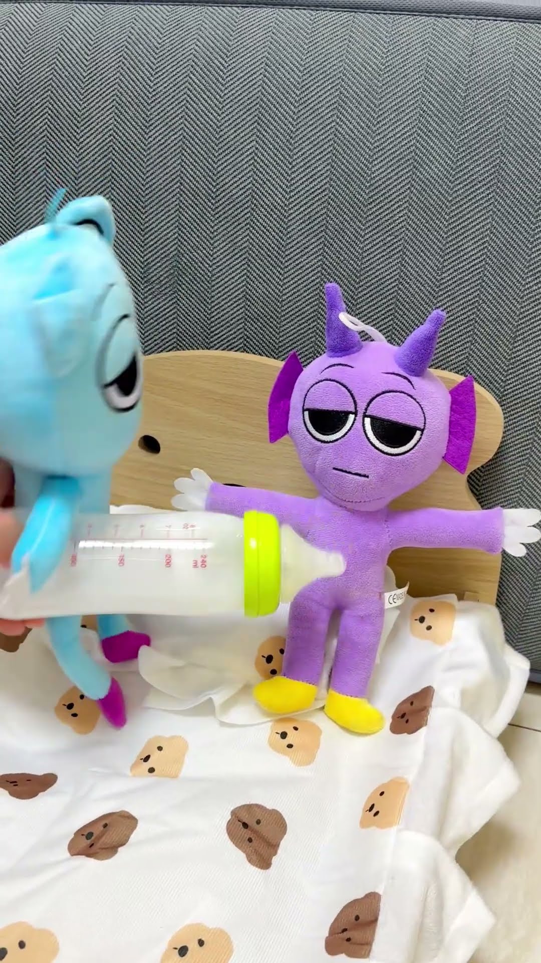 Little Durple wants milk