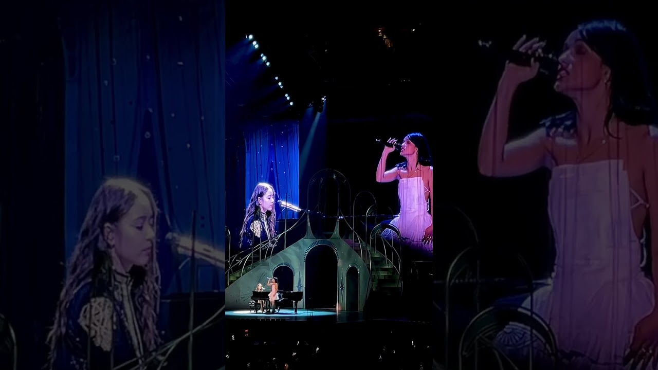 Laufey and Rachel Zegler - Goddess @ MSG Night One Matter of Time Tour 