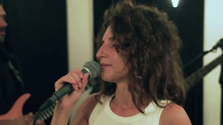MEMORIES (Live @Tulum) - Camille Gomez-Vaz with La...