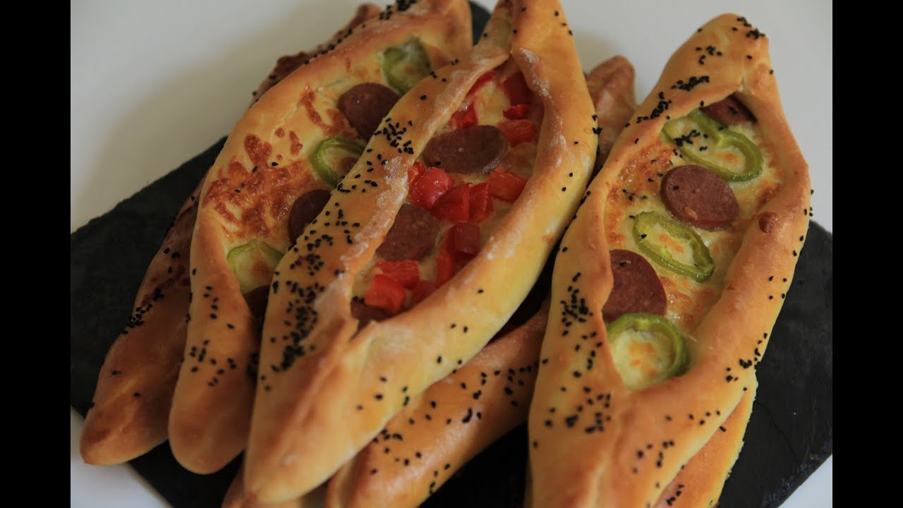 Petits pains barquette (Les pide recette Turque simple et originale)