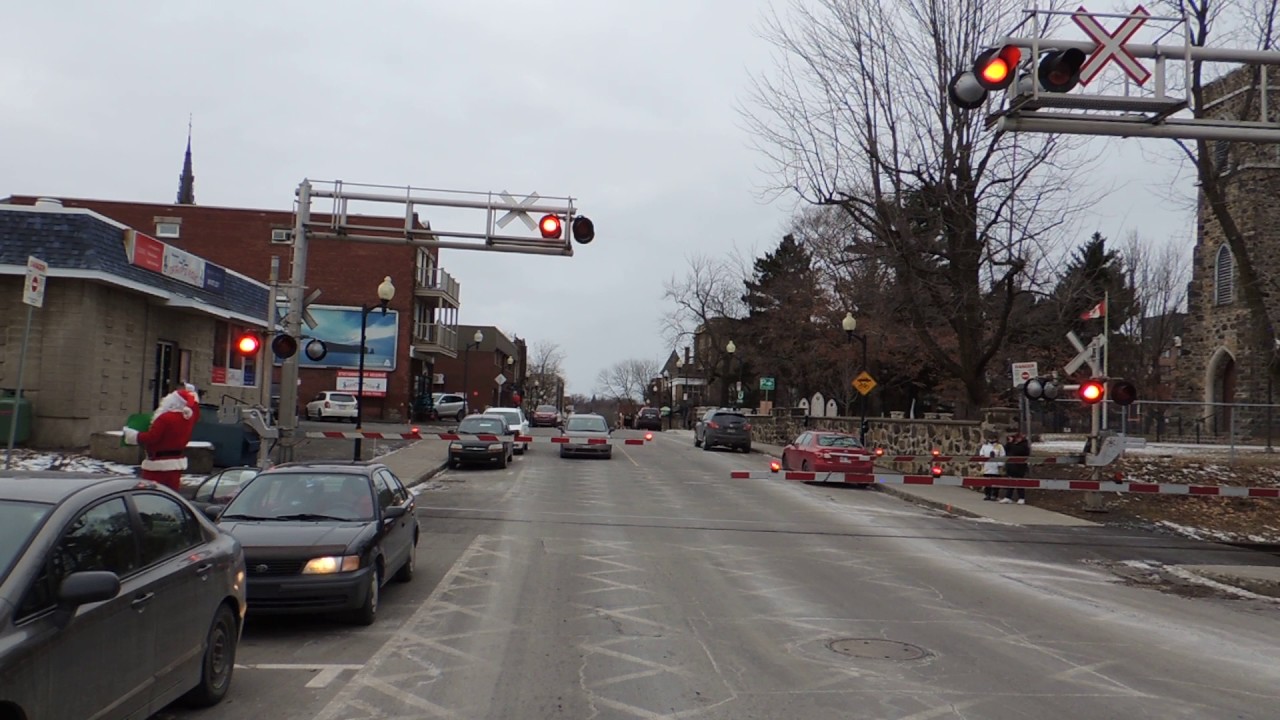 38. Via Rail Canada 24 à Drummondville. Via Rail Canada 24 at