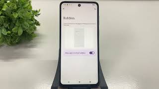 How to Enable or Disable App Bubbles on Moto G13 | Chat Bubbles Settings