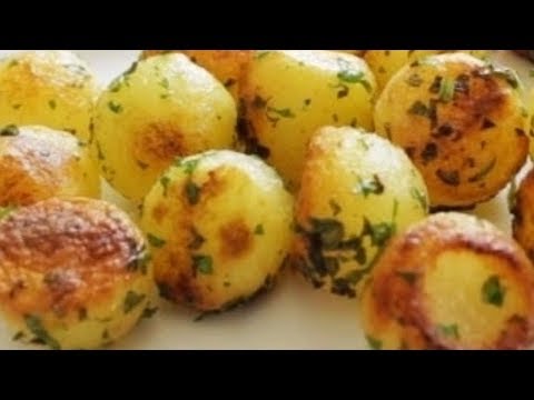 Vídeo: Como Fazer Deliciosas Batatas Com Alho