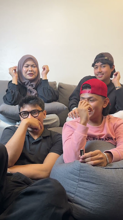 Seronok tengok blur masing masing 😝 Korang try main ujian penglihatan ni dengan kawan korang okay?