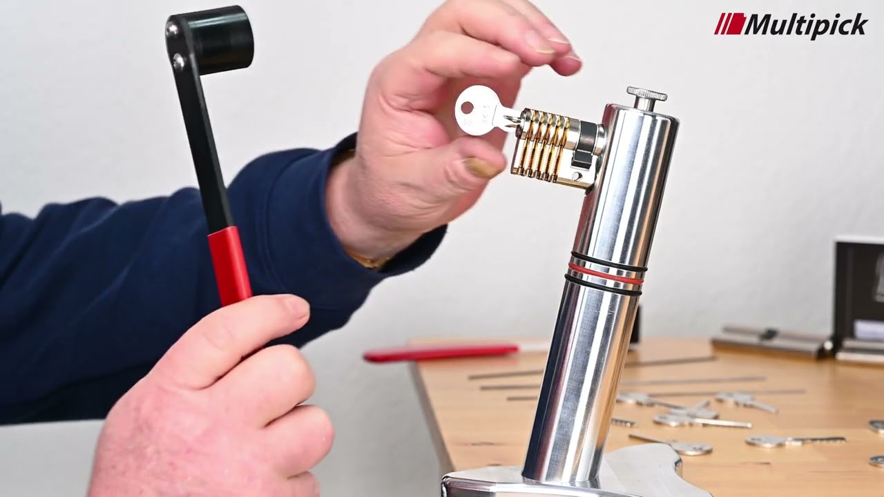 Multipick Schlag-Schlüssel Hammer - Bump-Key Flexi Hammer - YouTube