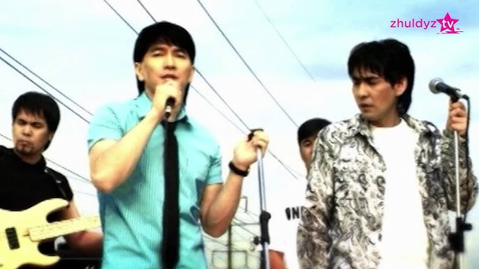 Skype желісіндегі порно видеолар Үштік секс