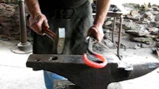 Forging a log hook part 4