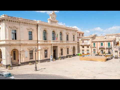 🌸 PALAZZOLO ACREIDE IN SICILY #shortsfeed #sicily #italy