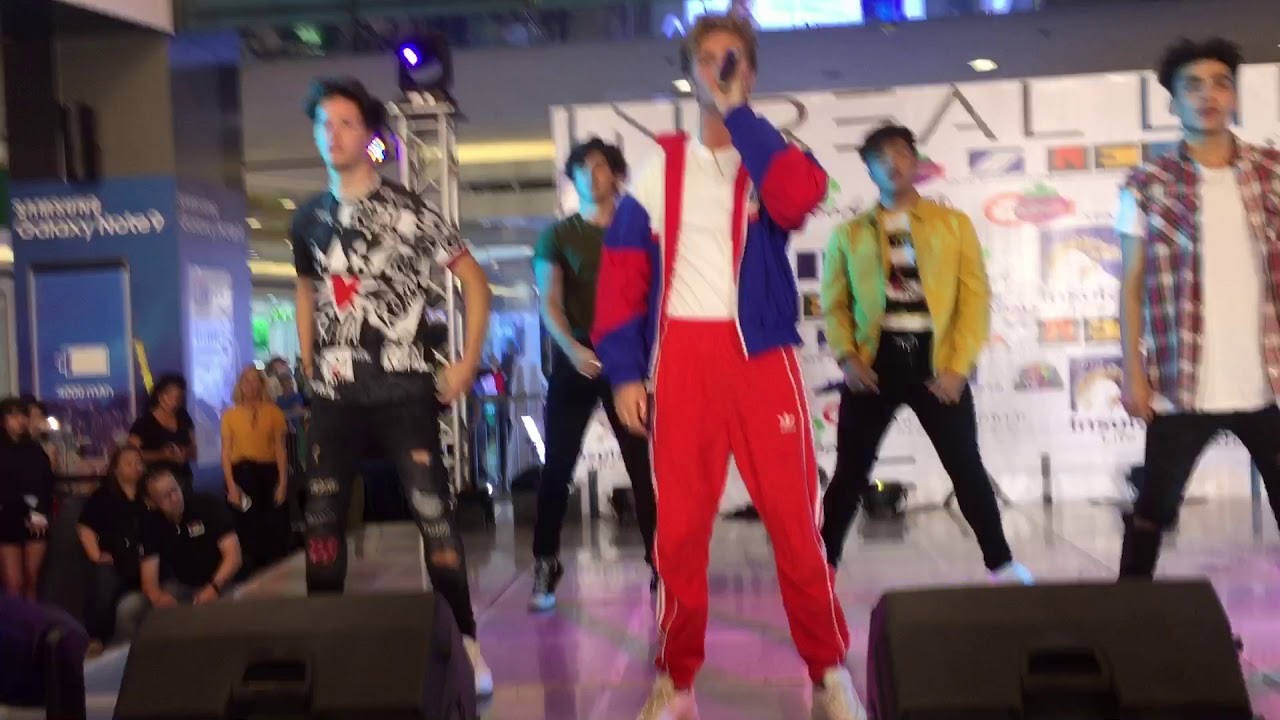 IN REAL LIFE // MANILA PHILIPPINES // 11-10-2018 // Full Concert