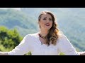 Lavinia Goste - Doua Prietene Se Cearta | Videoclip Oficial