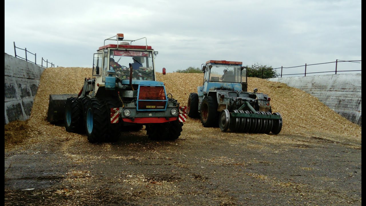Škoda liaz 180 na jámě - Z.A.S Zbizuby /Silage 2016