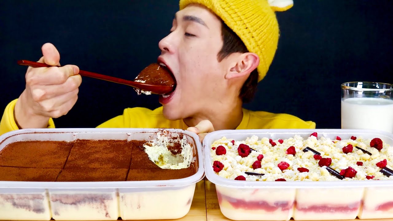 마지막 파티팩먹방.. 투썸플레이스 티라미슈 딸기레어치즈케이크 파티팩 먹방~!!Tiramisu,Strawberry Cheese Cake PartyPack MuKBang~!!